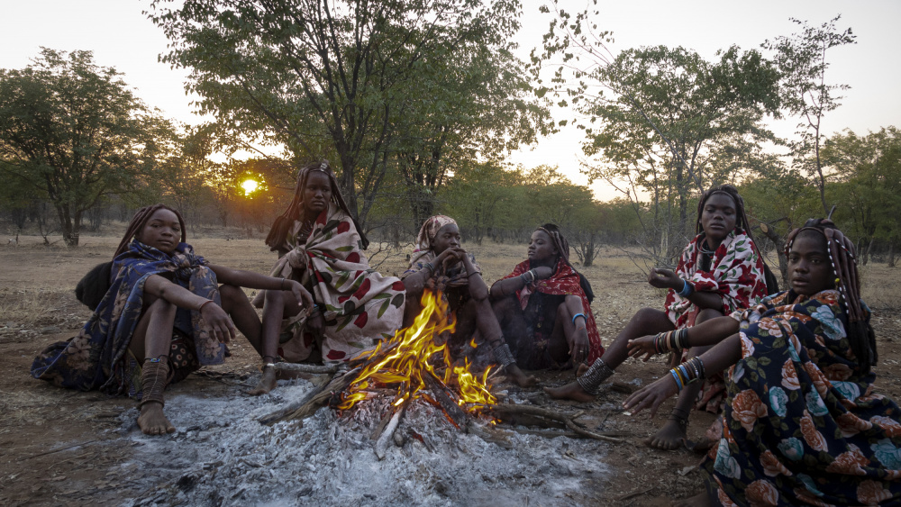 Mutwa girls, southern Angola von Elena Molina