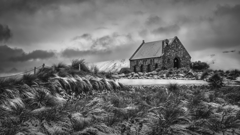 Winter at Tekapo von Emanuel Papamanolis