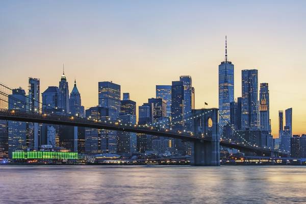 Evening in New York City von Emmanuel Charlat