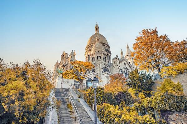 Sacré-Coeur in autumn von Emmanuel Charlat