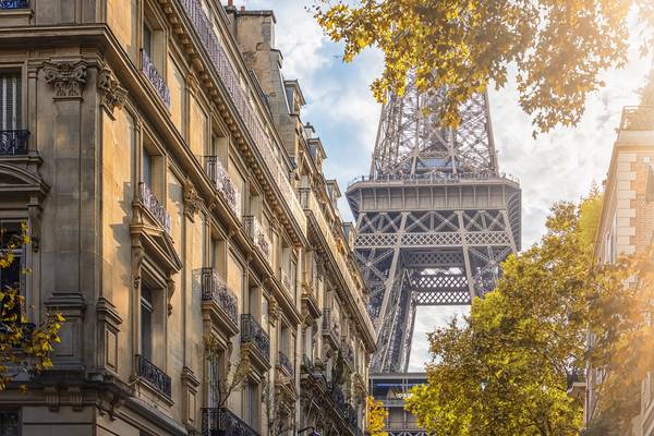 Sunlight In Paris von Emmanuel Charlat