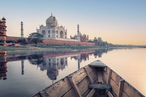 Yamuna River von Emmanuel Charlat