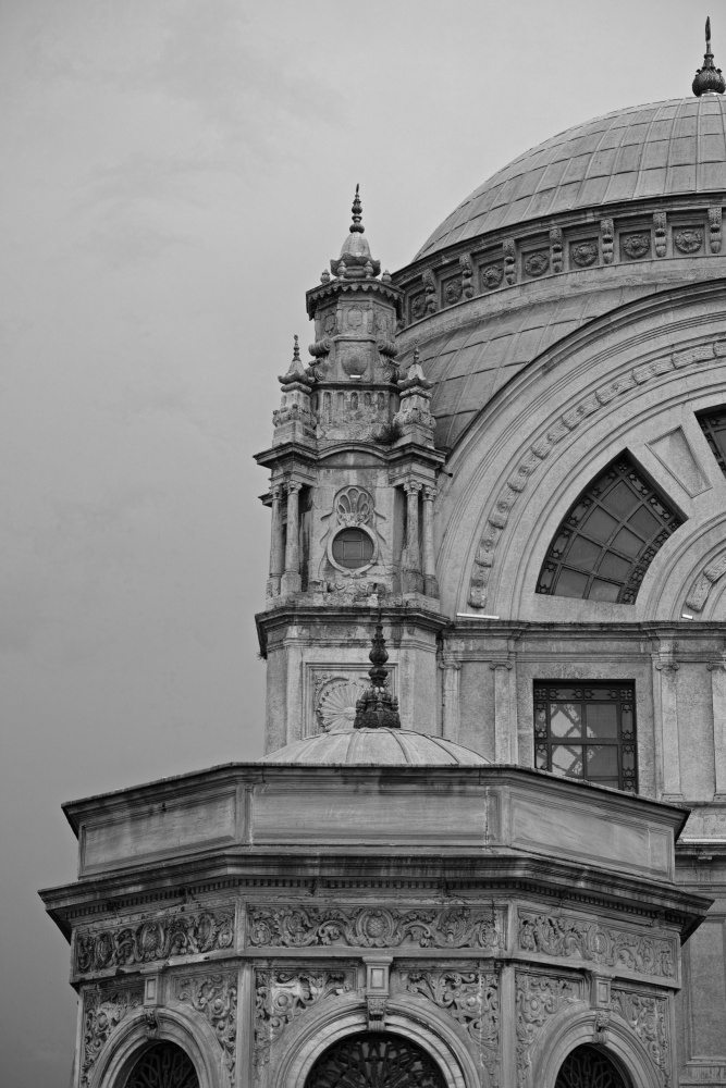 historical mosque from Istanbul, Turkey von engin akyurt