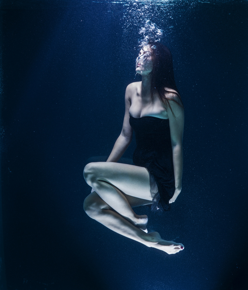 underwater artistic portrait shooting von engin akyurt