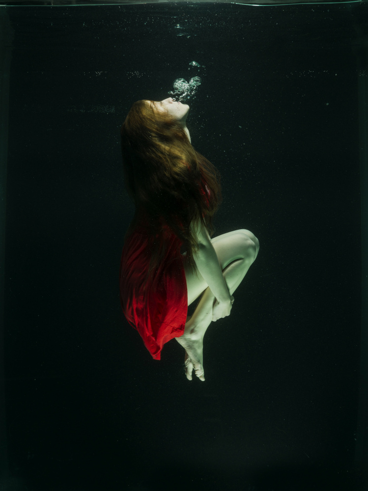 underwater artistic portrait shooting von engin akyurt