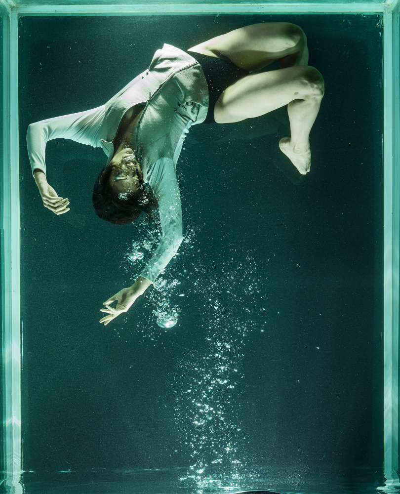 underwater artistic portrait shooting von engin akyurt