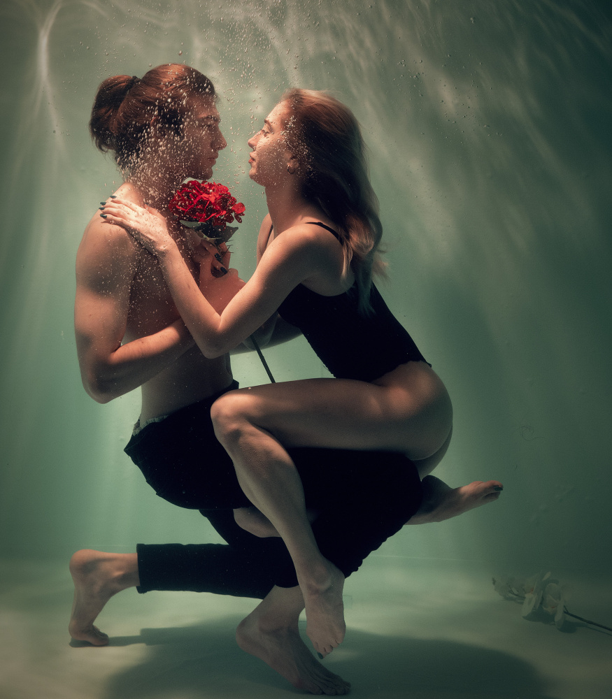 Fall in love underwater von Enis Onur