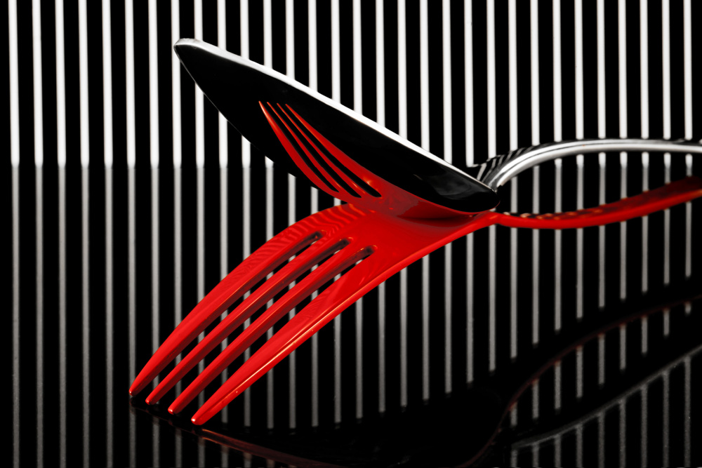 With a red fork von Erhard Batzdorf