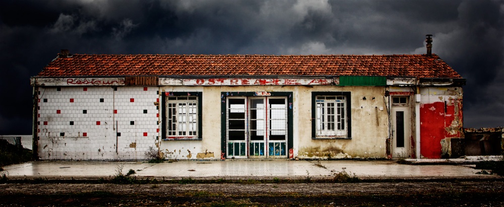 Restaurant in decline von Eric Mattheyses