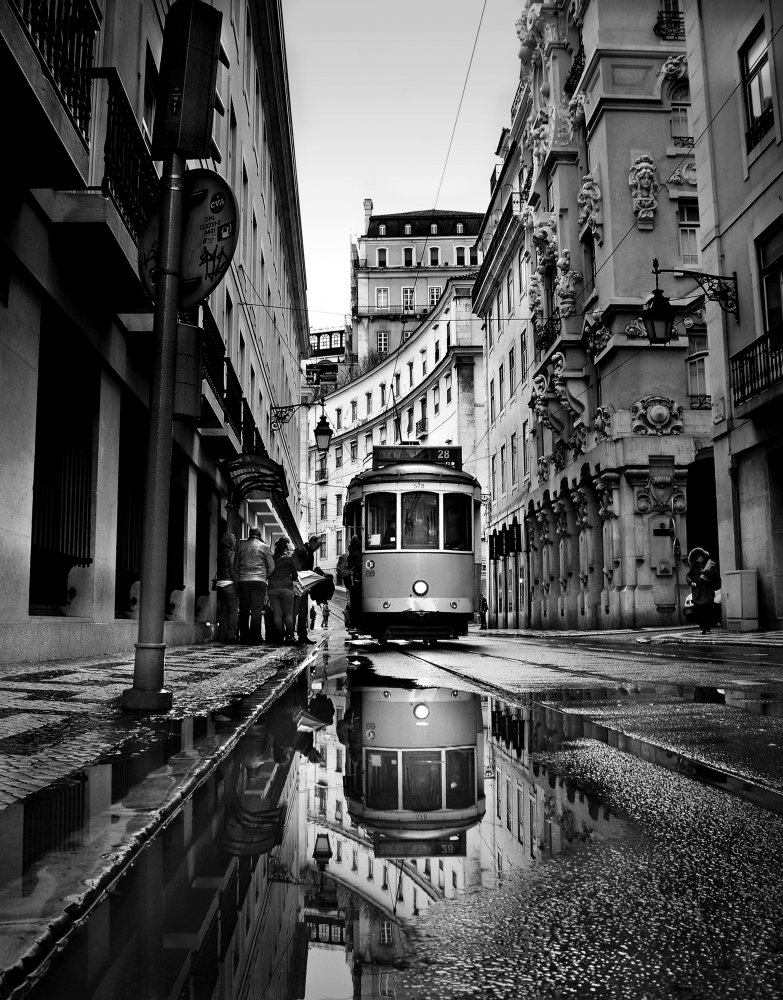 Rainy days in Lisbon von Ezequiel59