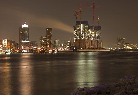 Winter in Hamburg von Fabian Bimmer