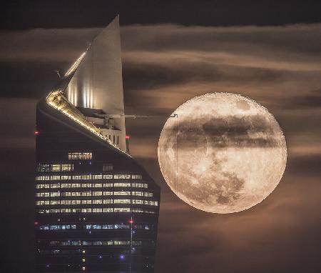 Handling The SuperMoon