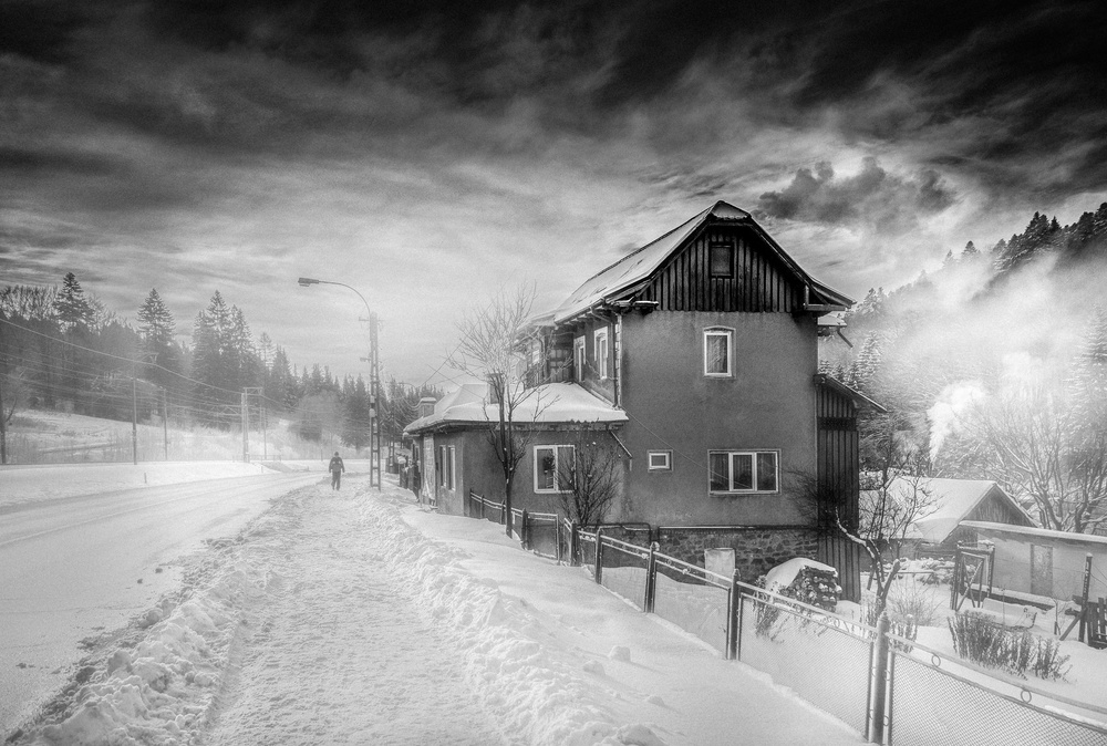 The road to fog von Farid Kazamil