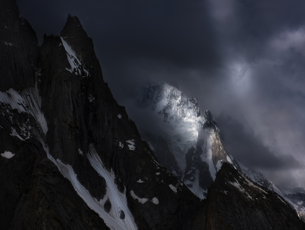 Mountain Lights von FEI SHI