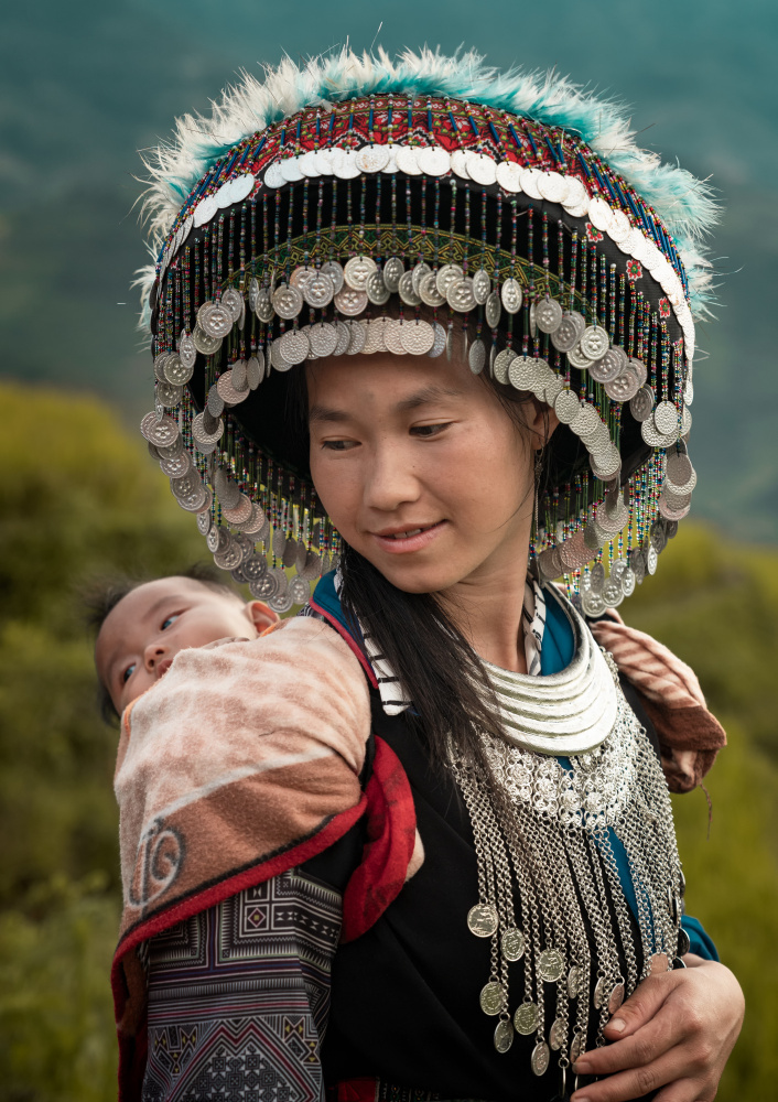 Hmong Woman von Fira Mikael