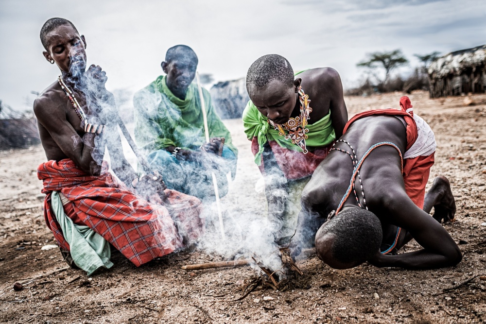 Lighting the fire von Francesco Fratto