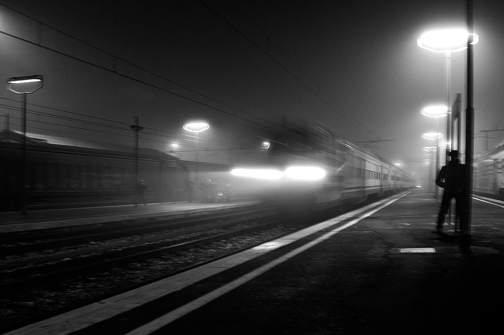 at the station von Franco Maffei