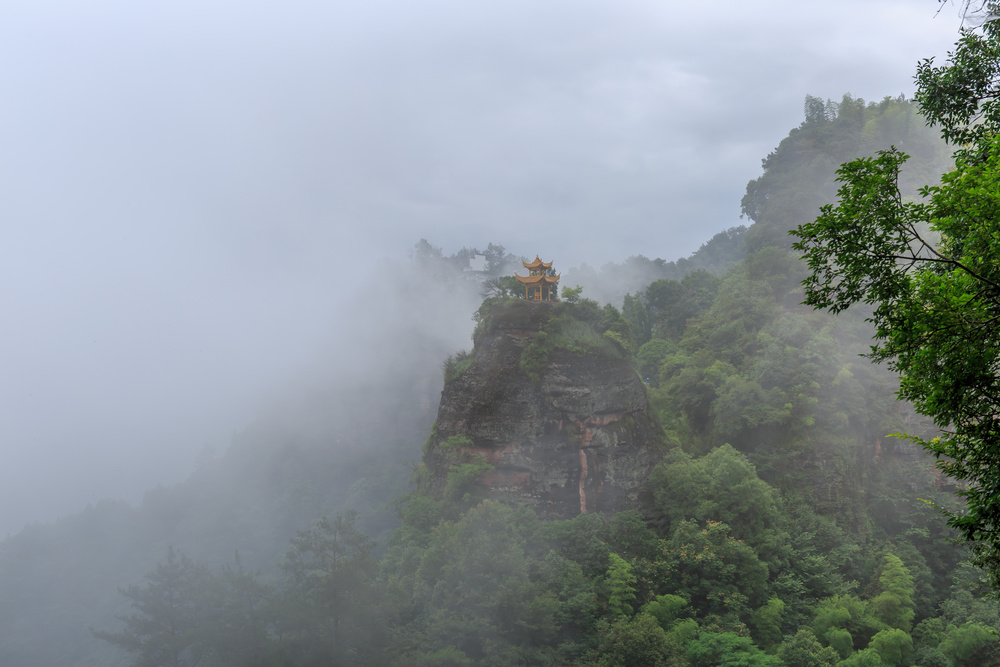 Cloudy mountain von Franklin Jiang