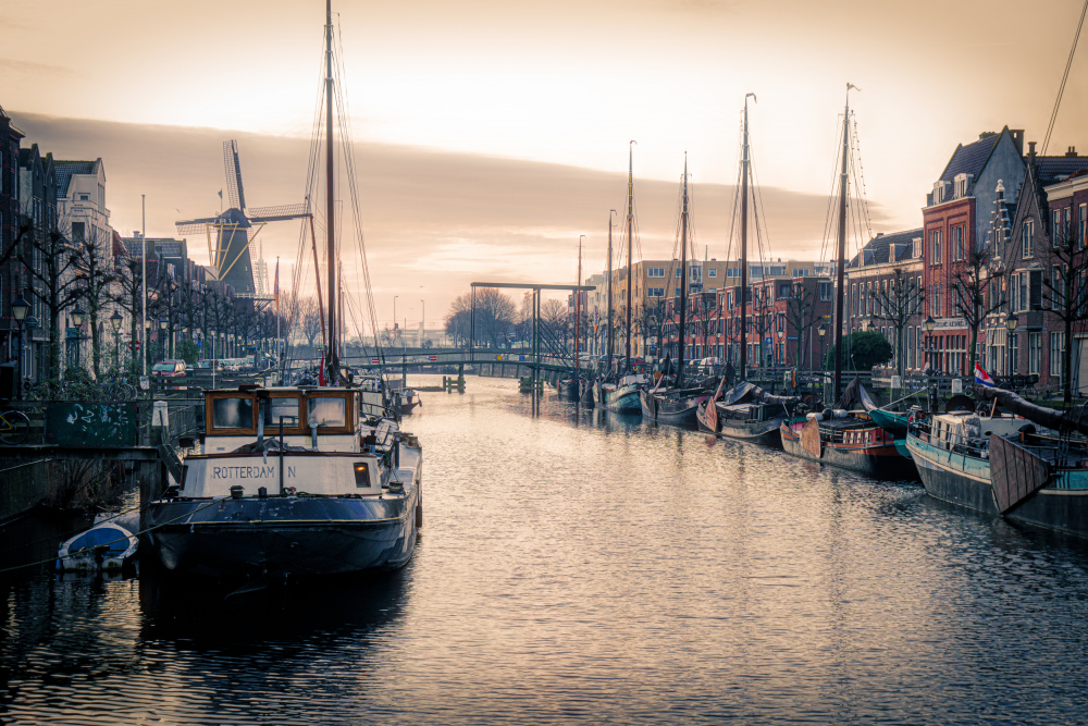 The old harbour of Delfshaven von Fred Louwen