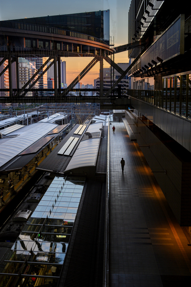 Dramatic Osaka Station von GEN NISHISHIMAMOTO