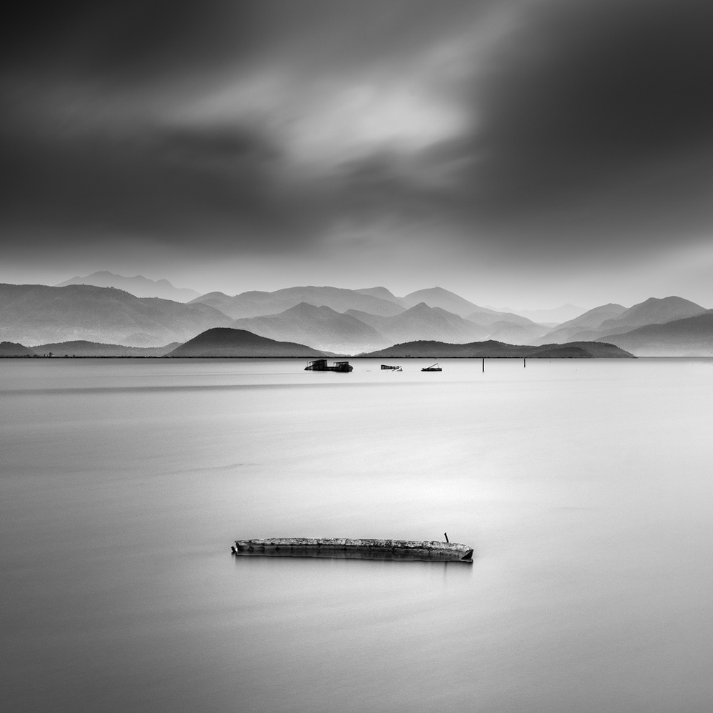 Boatwreck von George Digalakis