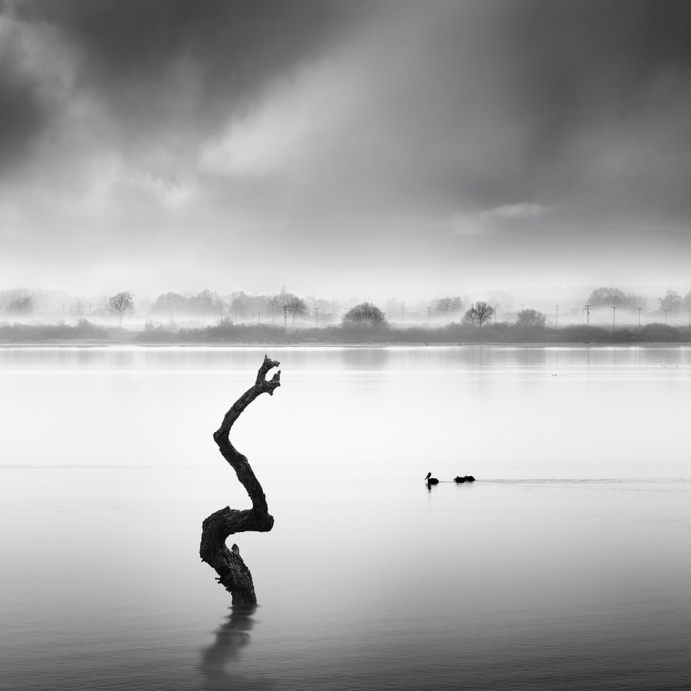 Whispering Lakes 017 von George Digalakis