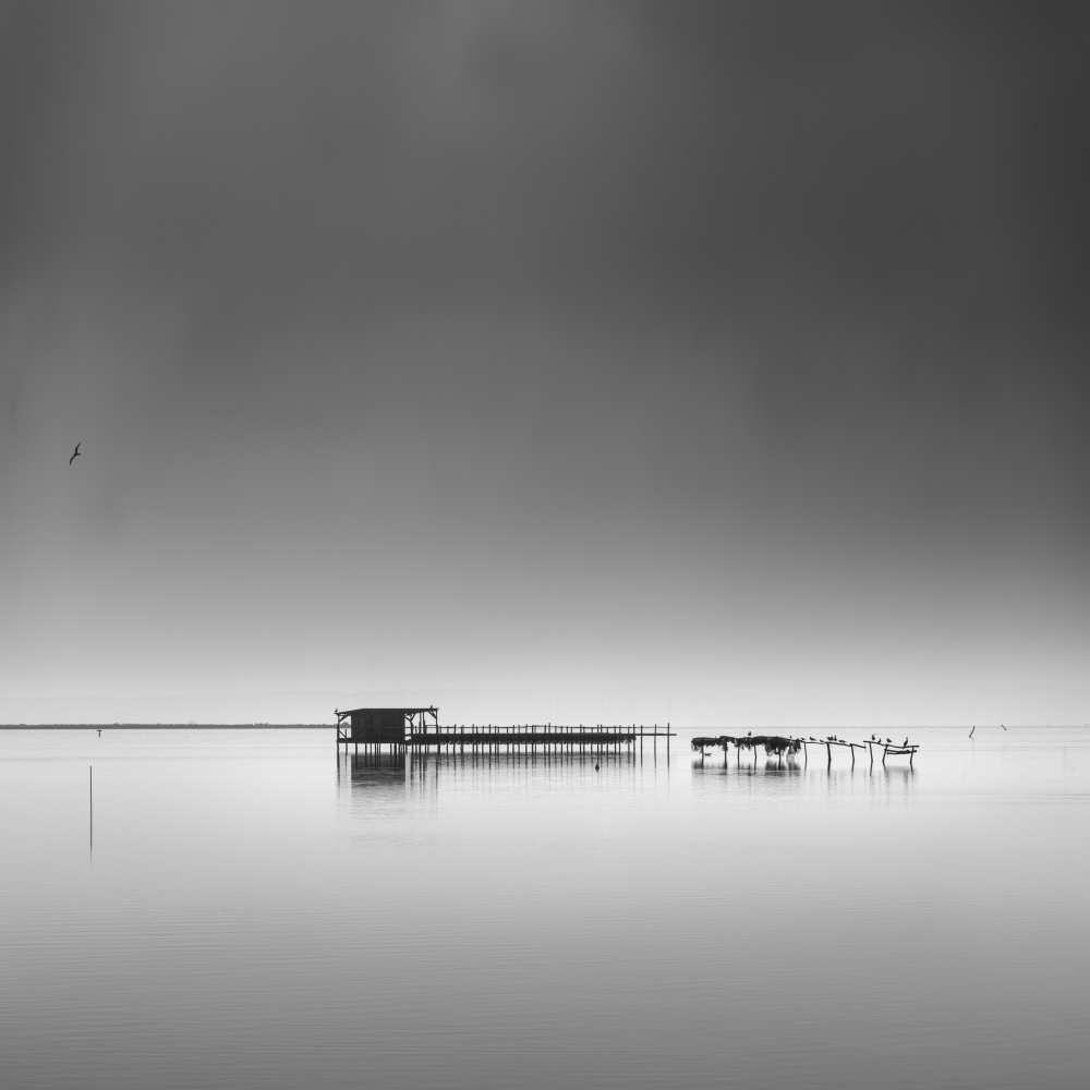 Hut in the mist von George Digalakis