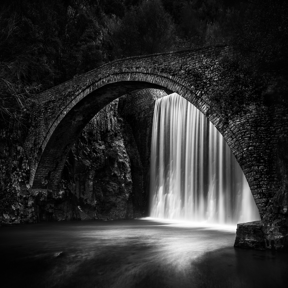 Paleokaria Waterfall von George Digalakis