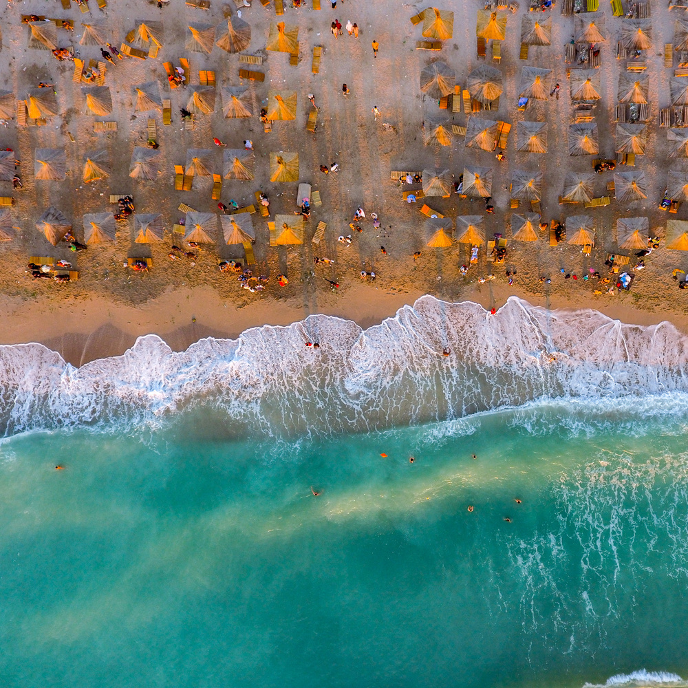 Sunrise at the Shore von George-Tiberiu BUFAN