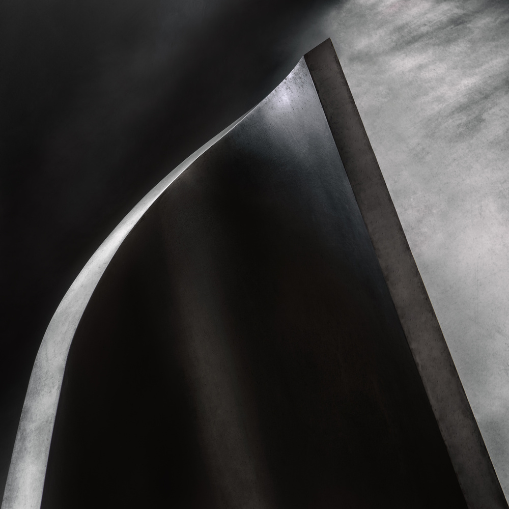 curved steel von Gilbert Claes