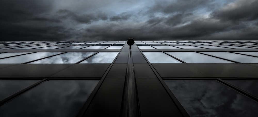 sky of glass von Gilbert Claes