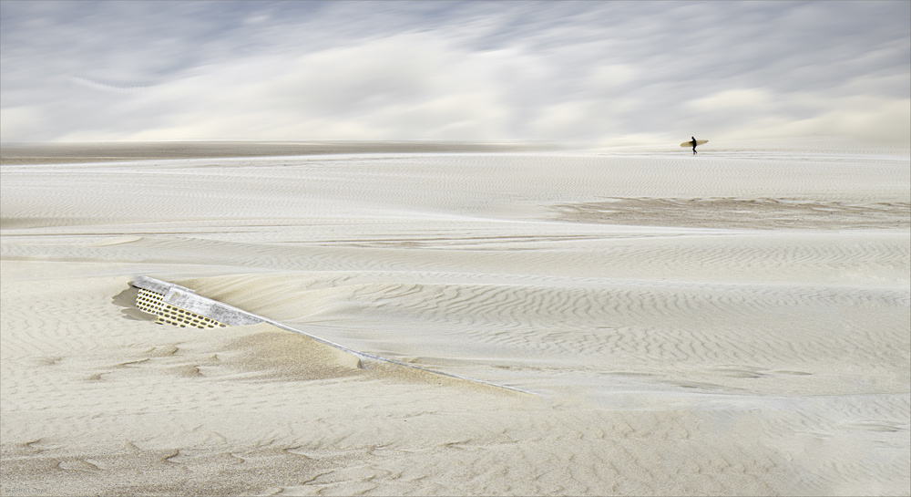 sand catcher and surfer von Gilbert Claes