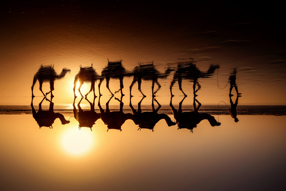 Morocco - the silence of  earth von Gina Buliga