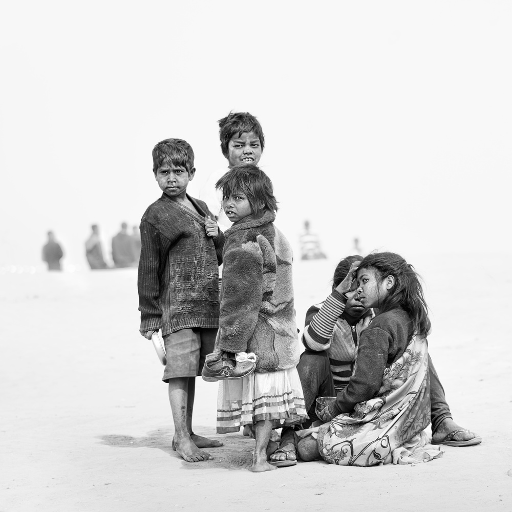 Beggars in Kumbh Mela von Giovanni Cavalli