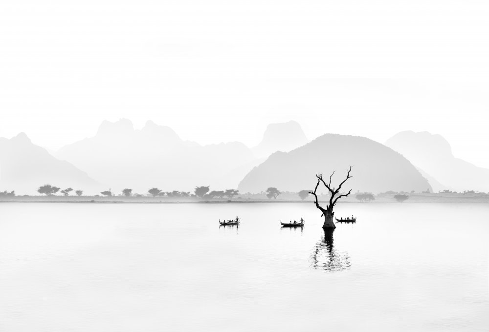 Boats in the lake von Giovanni Cavalli