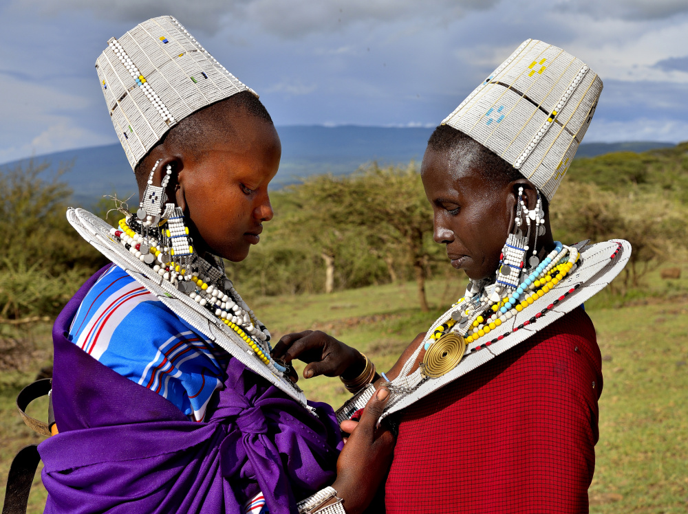 Masai women von Giuseppe DAmico