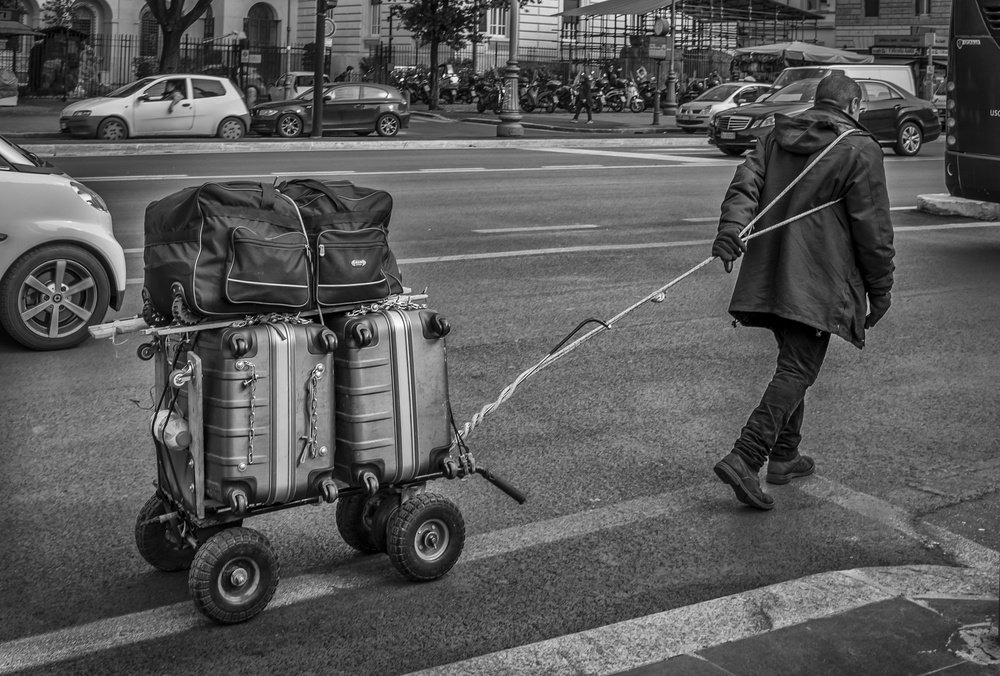 The burden of life von Giuseppe Grimaldi