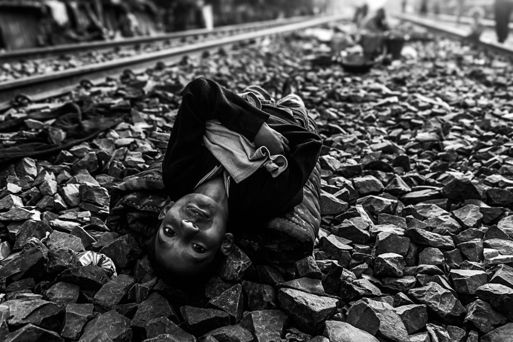 Life on tracks von Goutam Roy