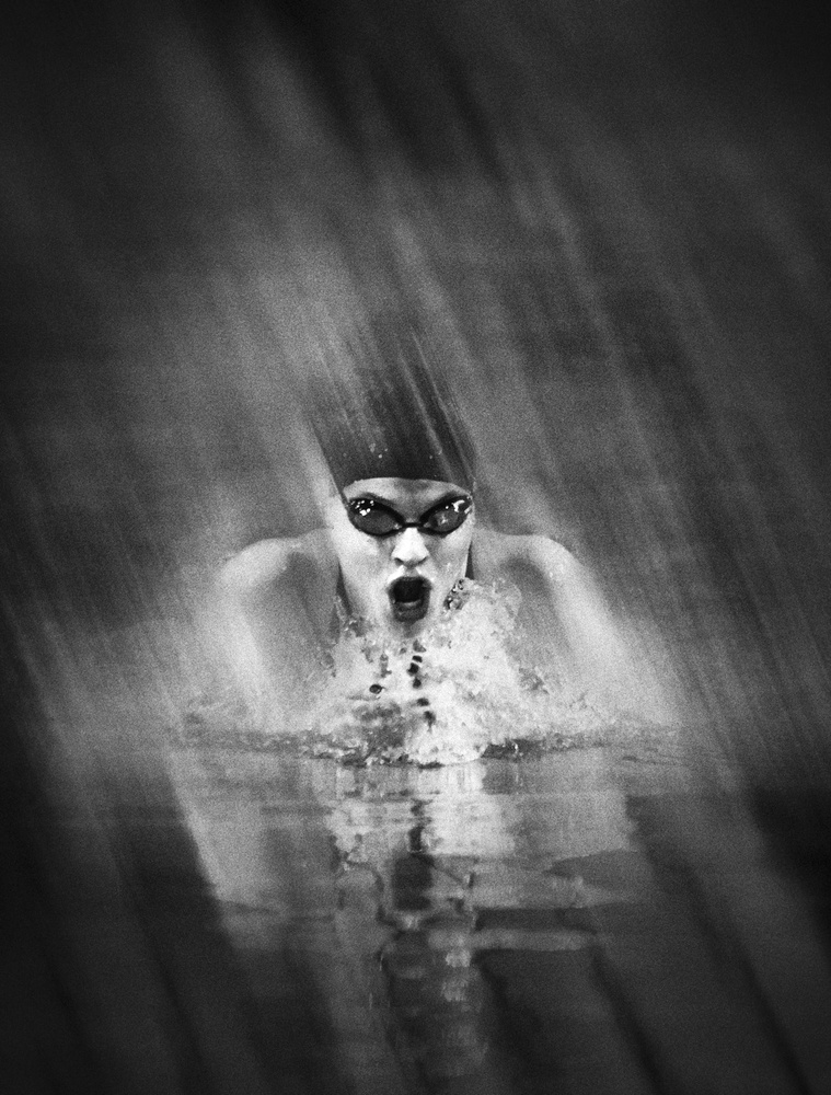 Swimming speed von Greetje Van Son