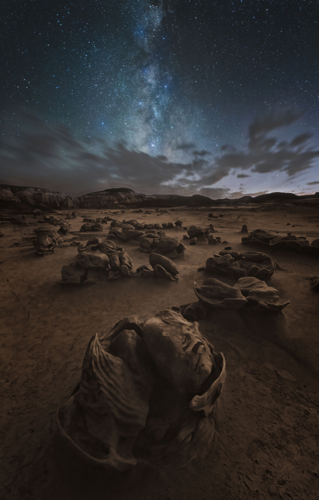 Mudstones and Milky way in Badlands von Gu and Hongchao