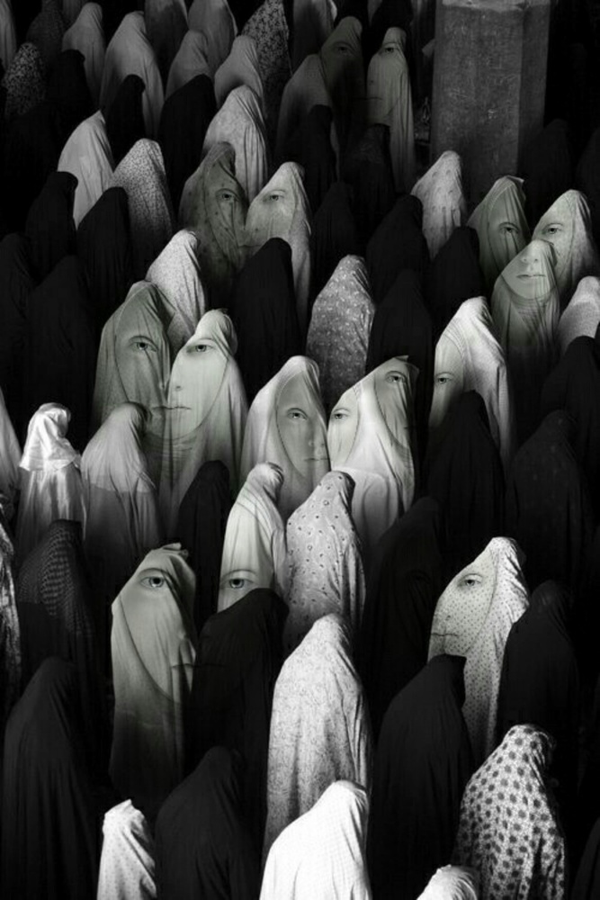 Muslim women von Hadi Malijani