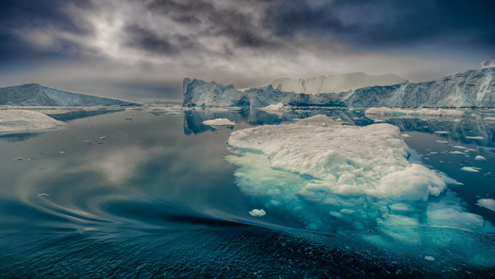 Water tints von Haim Rosenfeld