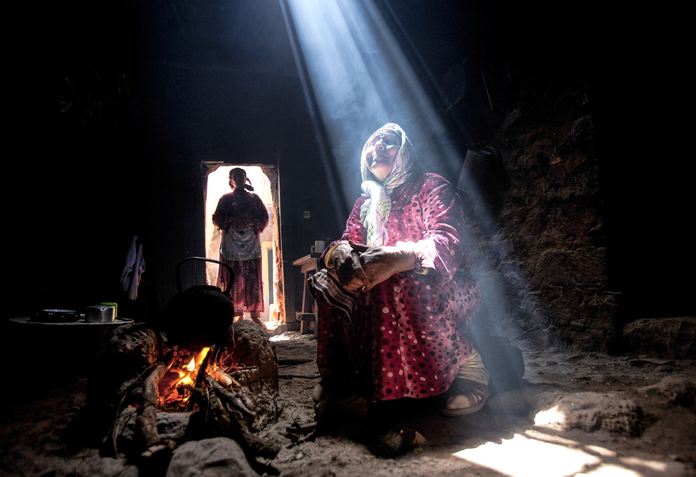 Traditional tea making von Haim Srur