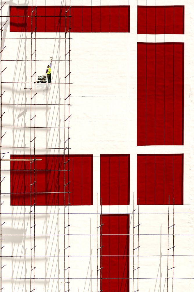 Lines, Reds and a man von Hamid Mohammad Hossein Zadeh Hashemi