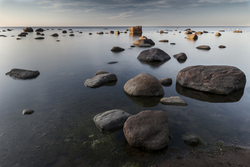 On the rocks von Hans Repelnig