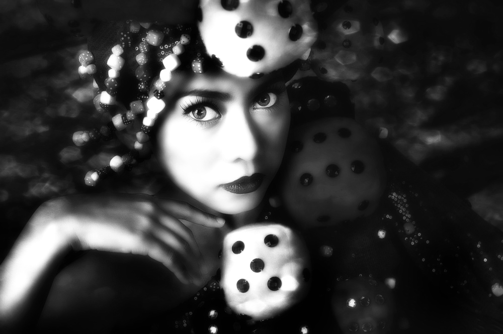 The Dice Girl von Hari Sulistiawan