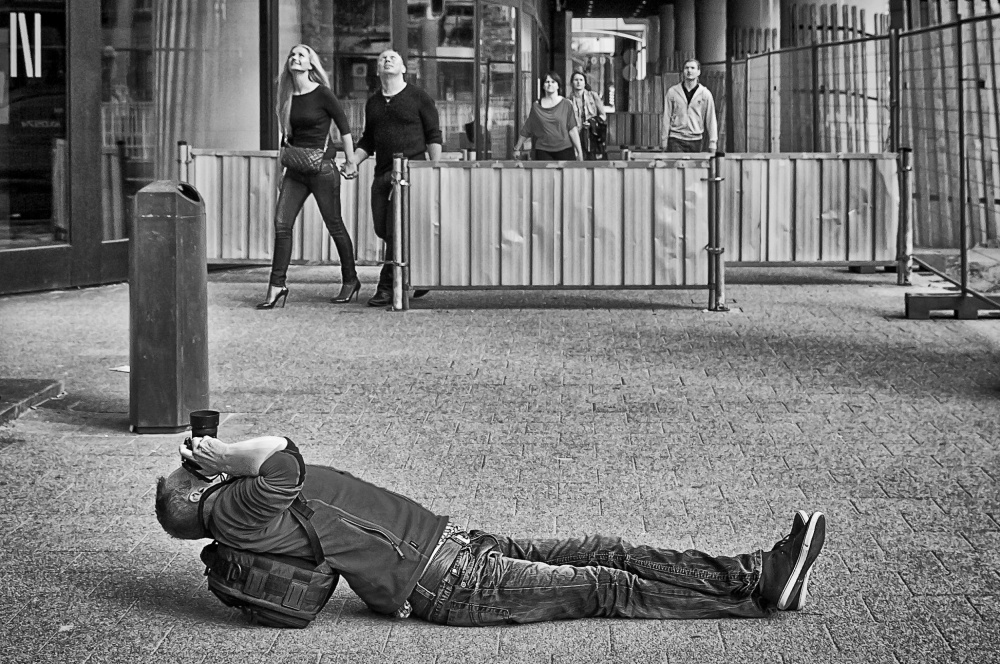 Look up von Henk Van Maastricht