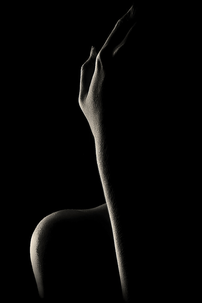 Bodyscape: You Cant See My Face von Heru Sungkono