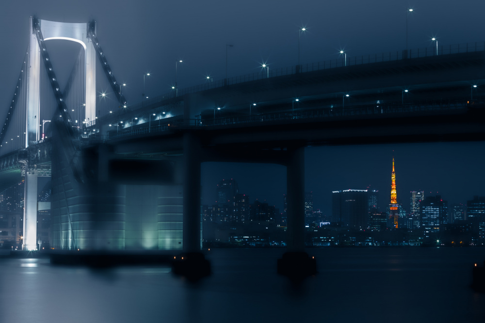 Bridge at night von Hideaki Watanabe