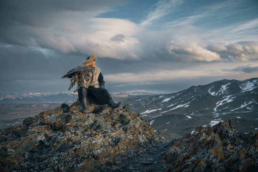 An Young Hunters and moody Altai Mountain range von HIRAK BHATTACHARJEE